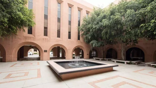 Biologisches Alter des Menschen ist ein Forschungsschwerpunkt der Leonard Davis School, Los Angeles